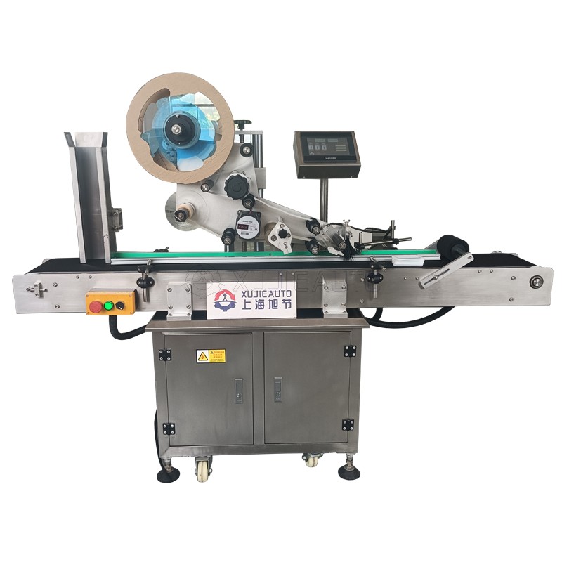 Automatic wet wipes cover flat labeling machine with feeding mechanism